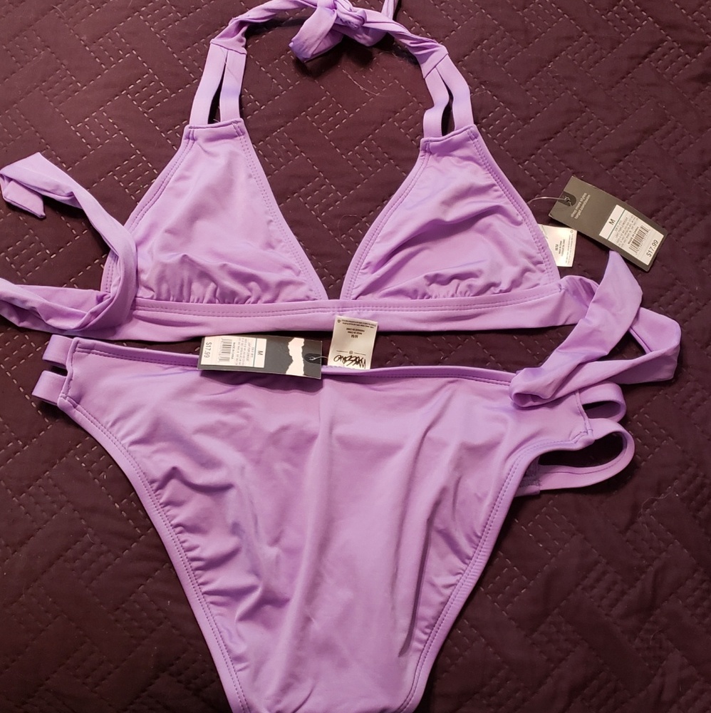 Beautiful lavender Mossimo bikini size Medium